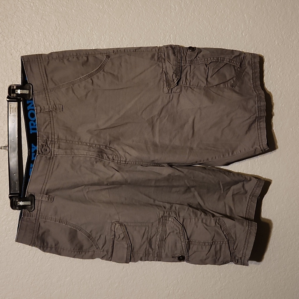 Iron flex shorts